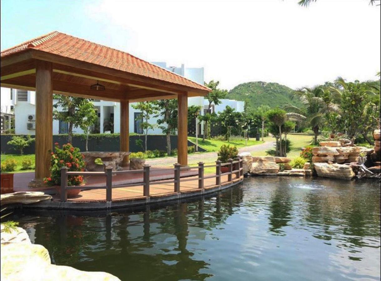 Okinawa Villas And Beach Club - Oceanami Resort Long Hai Exterior foto