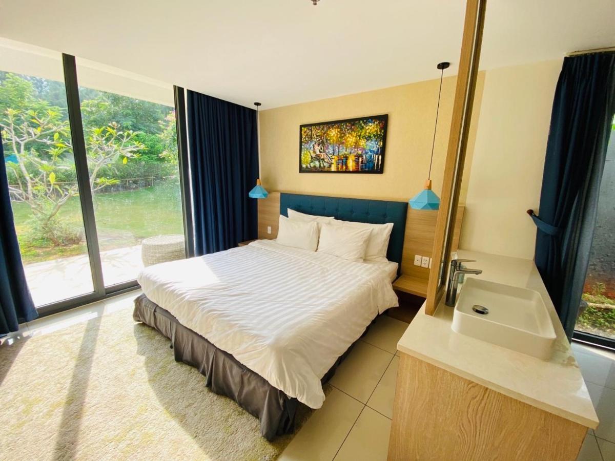 Okinawa Villas And Beach Club - Oceanami Resort Long Hai Exterior foto