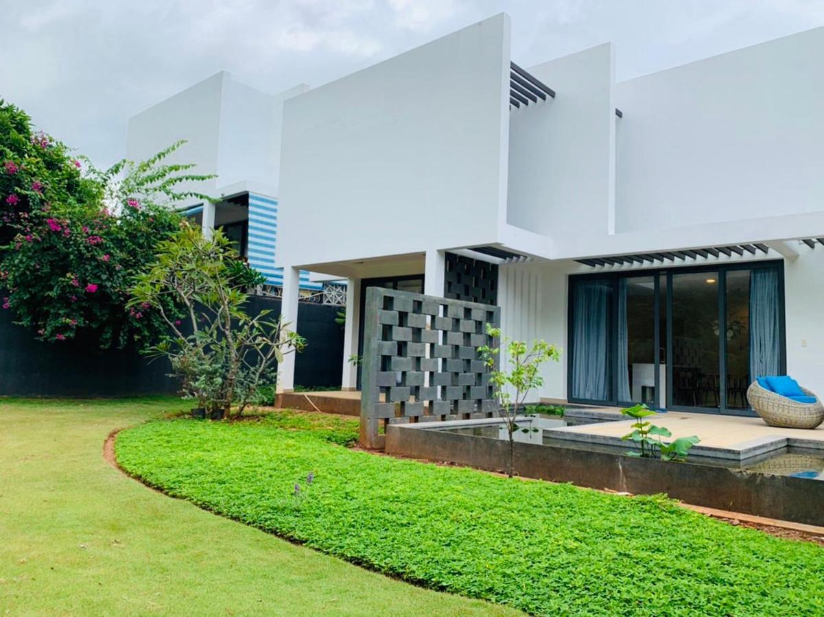 Okinawa Villas And Beach Club - Oceanami Resort Long Hai Exterior foto