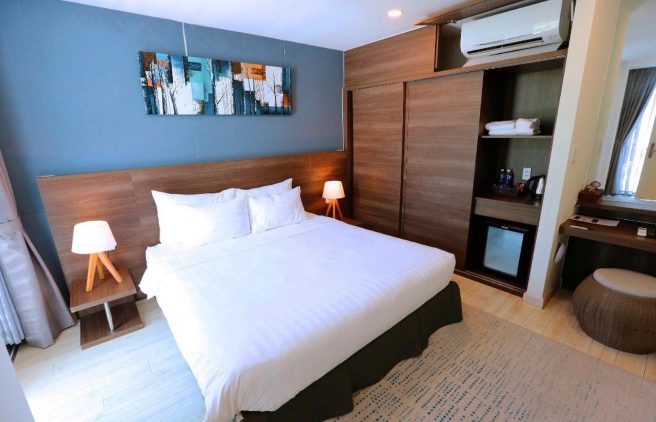 Okinawa Villas And Beach Club - Oceanami Resort Long Hai Exterior foto