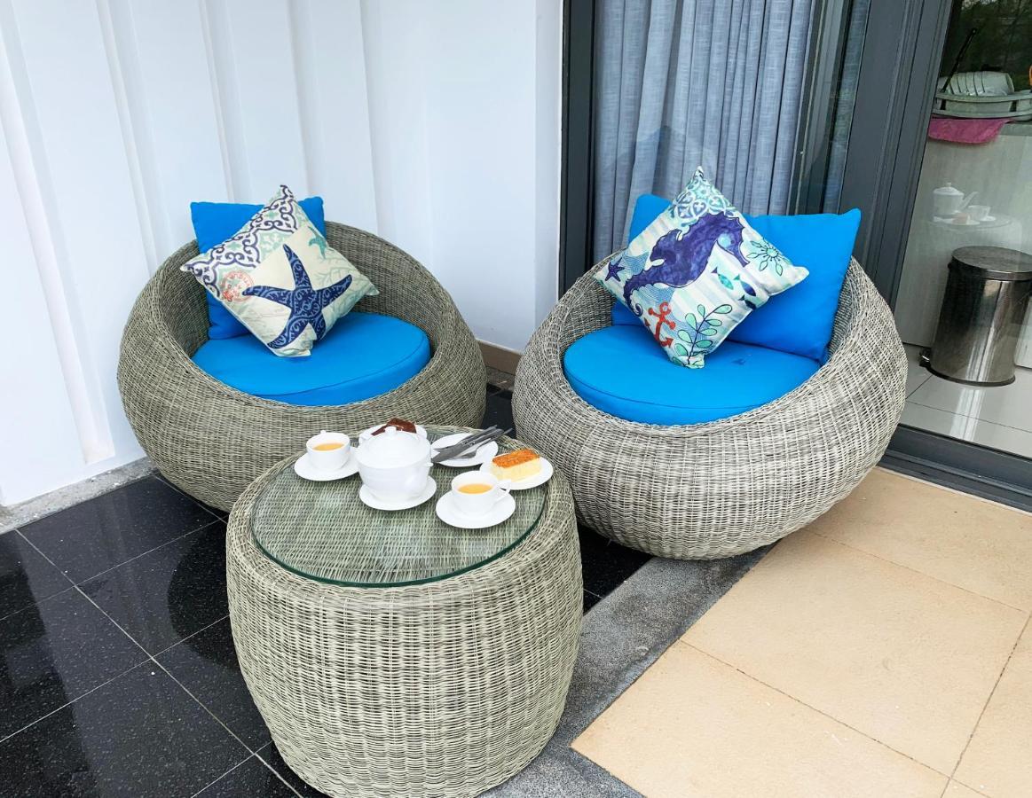 Okinawa Villas And Beach Club - Oceanami Resort Long Hai Exterior foto